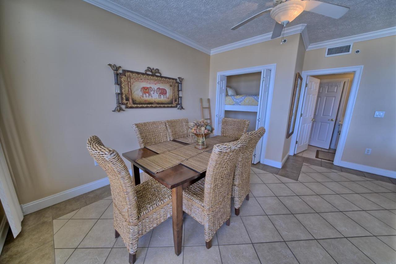 Beautiful Beachfront With Pool View - Unit 0203 Apartment