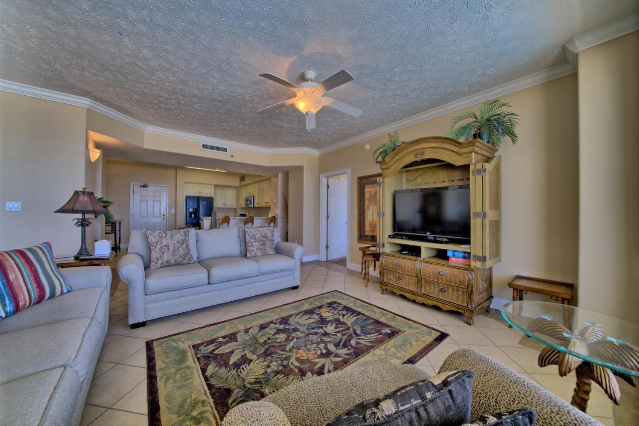Apartment Beautiful Beachfront With Pool View - Unit 0203 *